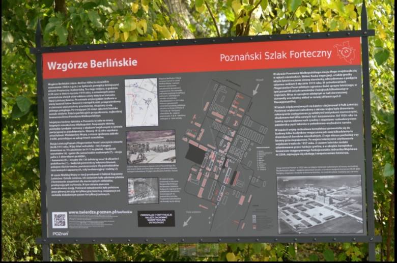 Tablica Poznaskiego Szlaku Fortecznego na Wzgrzu Berliskim